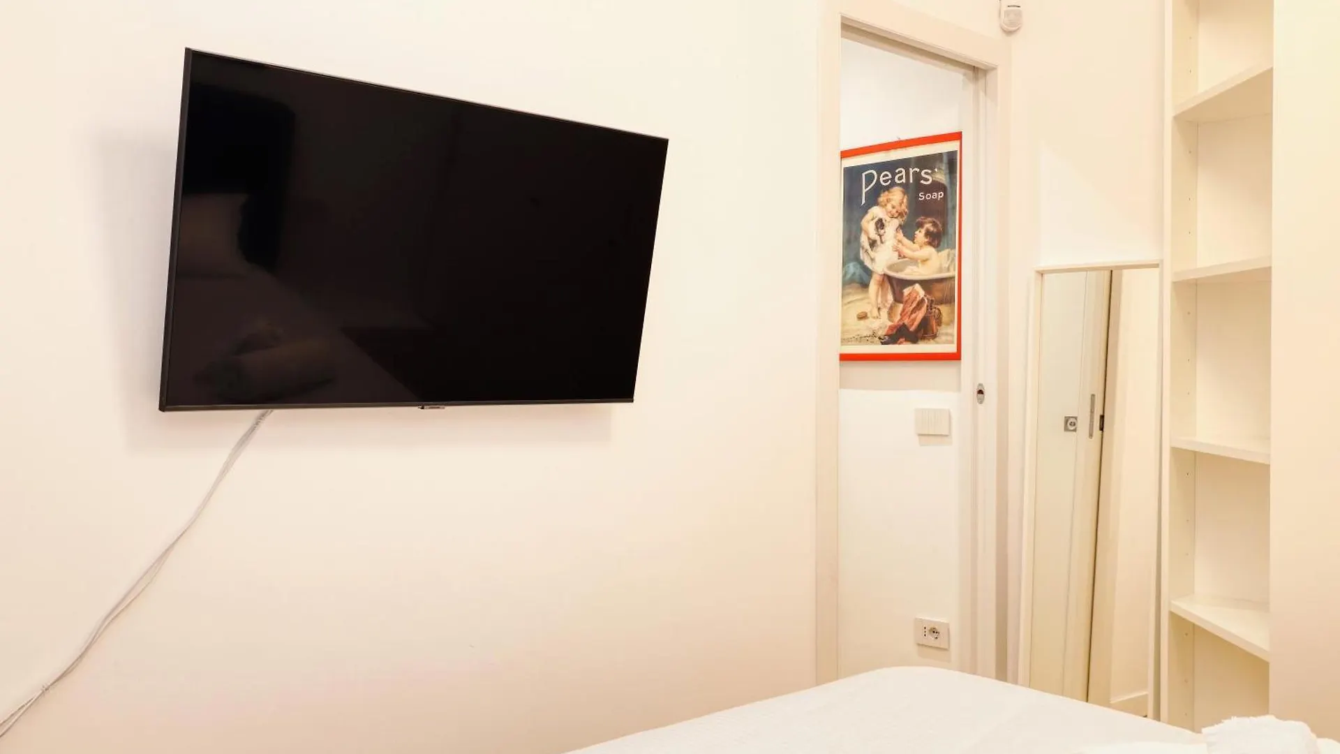 Apartment Joivy Cute 1Br Flat Near The City Centre Milan